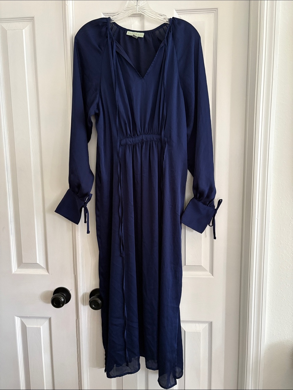 Ryegrass Navy blue Long Sleeve satin peasant style Maxi Dress Women’s Size XS